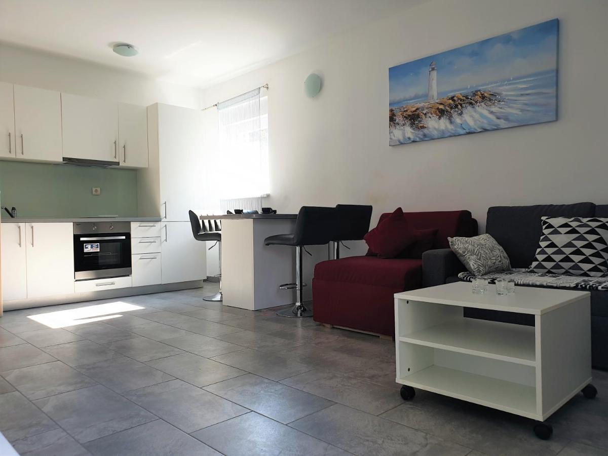 Summer Holiday Apartments Новаля Номер фото