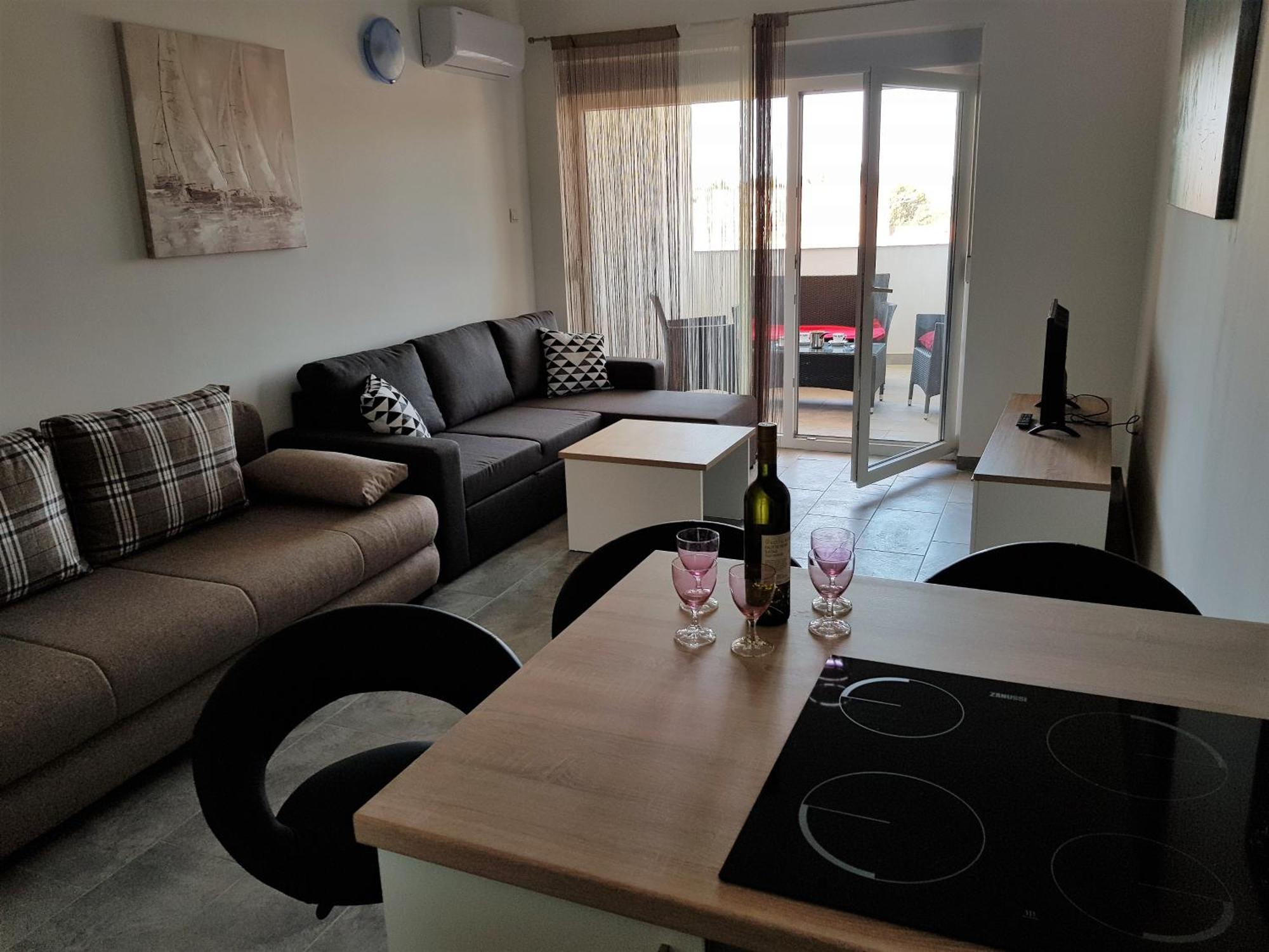 Summer Holiday Apartments Новаля Номер фото